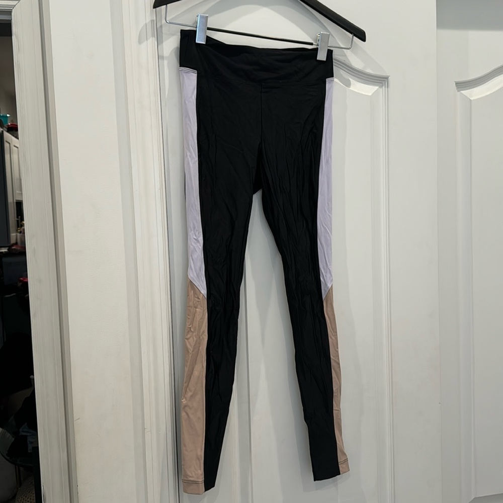 Koral black leggings with white and nude colors size small